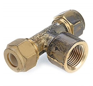 Product image of Tee Compression Brs 15fi x 15c  